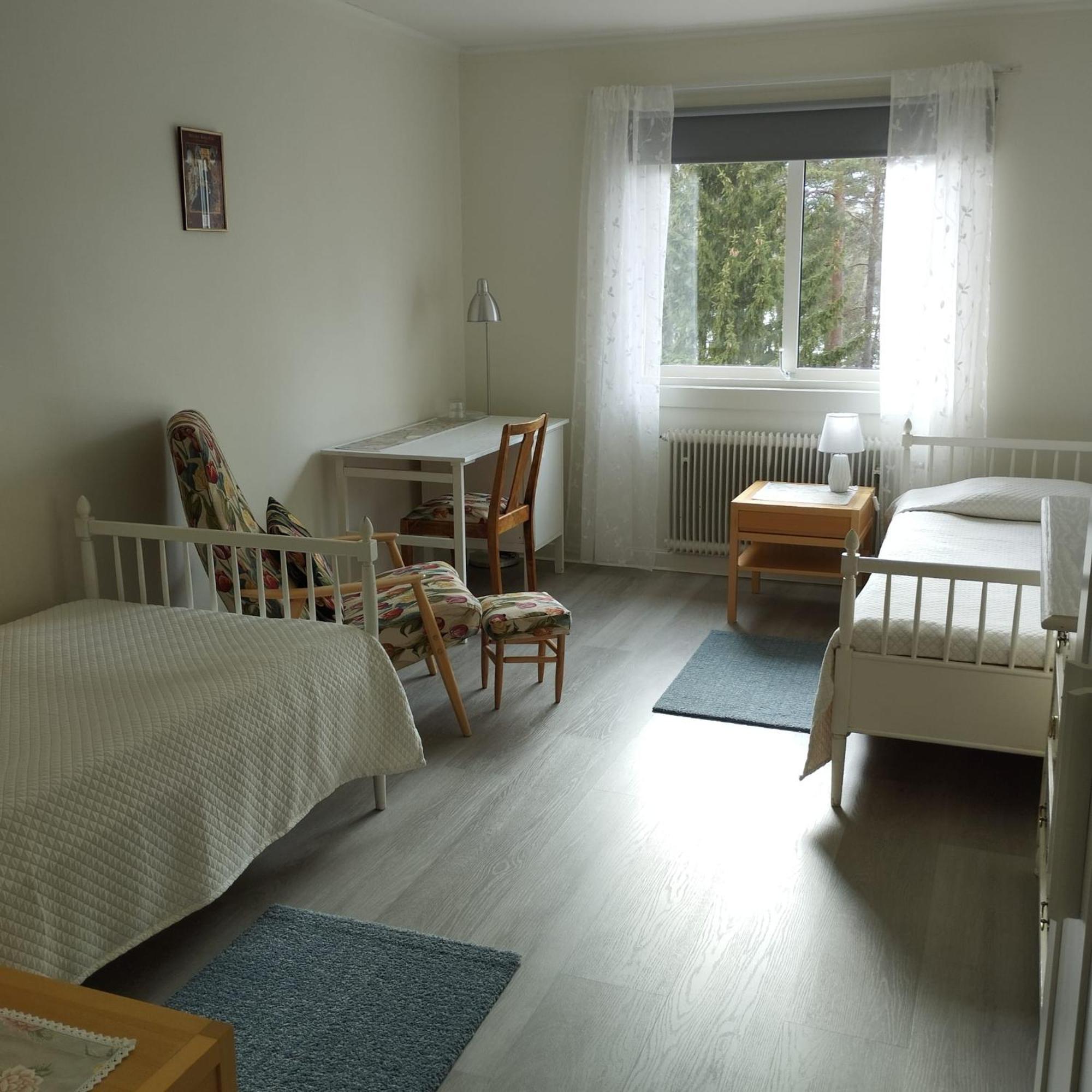 Aamiaismajoitus Birgittagarden - Gaesthem - Birgittasystrarna